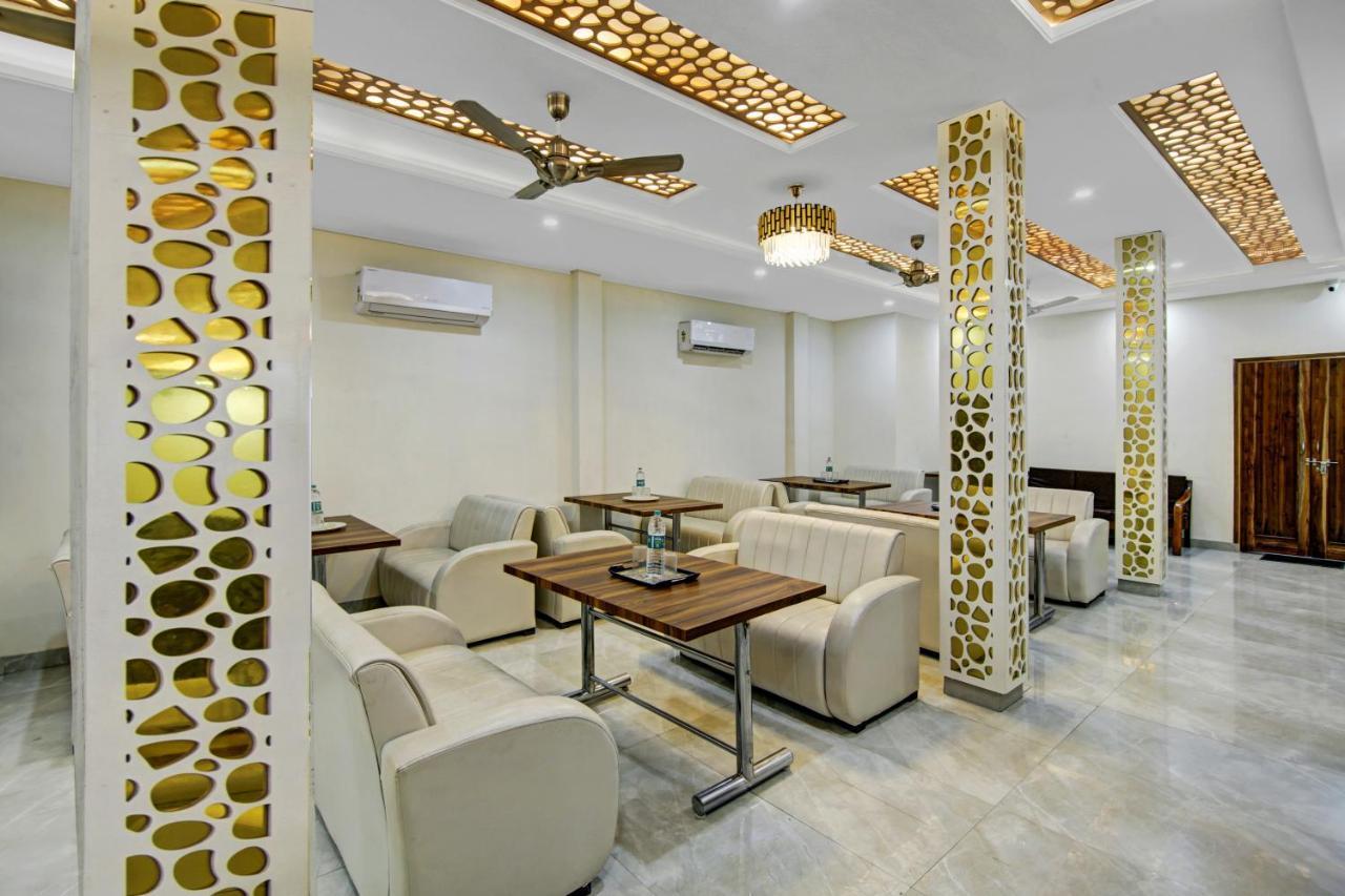 Hotel Treebo Royal Salute, Zirakpur Esterno foto