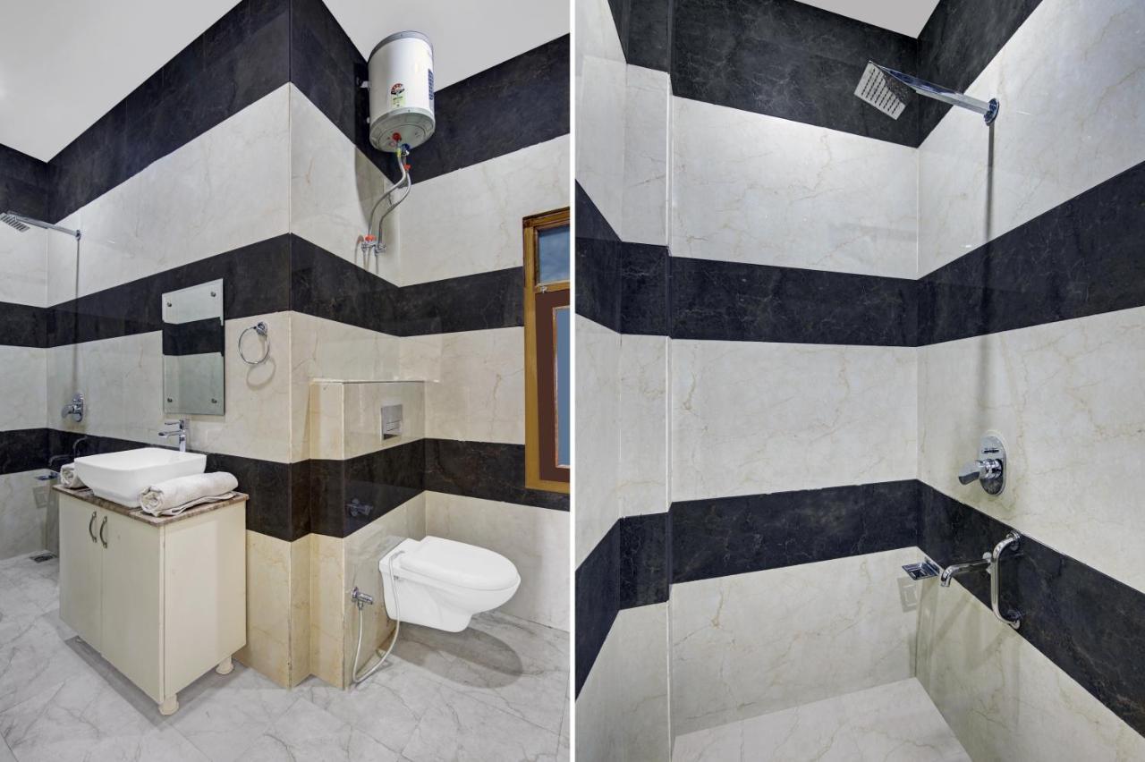 Hotel Treebo Royal Salute, Zirakpur Esterno foto