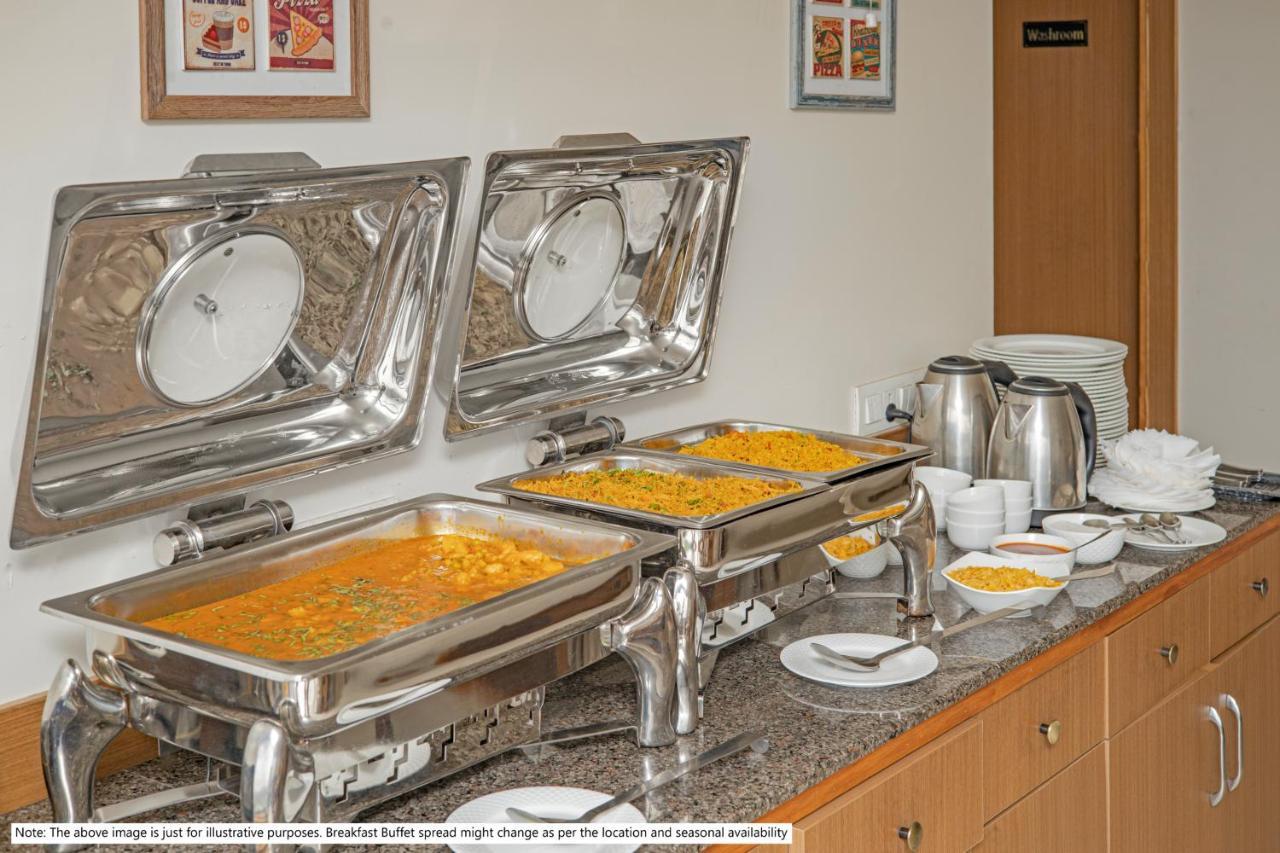Hotel Treebo Royal Salute, Zirakpur Esterno foto